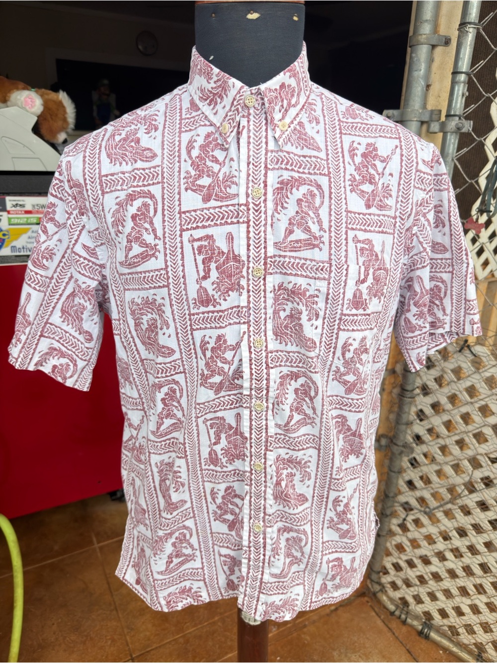 PreOwned Reyn Spooner Red/White Hawaiian Print Full Button Men's Small